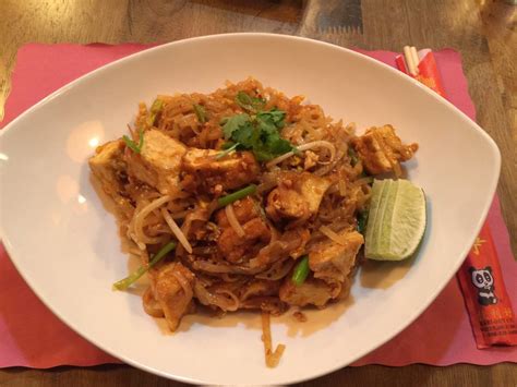 Get directions, reviews and information for little thai kitchen in scarsdale, ny. Little Thai Kitchen in Darien | Little Thai Kitchen 4 West ...