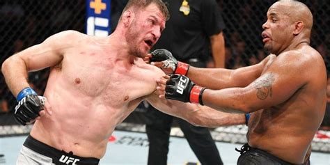 Stipe miocic is a ufc fighter from cleveland, ohio. UFC 252 Free Fight: Stipe Miocic vs Daniel Cormier 2 ...