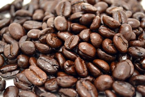 2 uses of coffee beansroasted: Ground - Estate Medium-Dark Roast - 16oz | 100% Kona Coffee