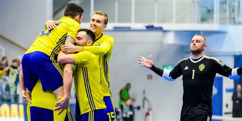 Em i fodbold er som bekendt blevet udskudt fra sommeren 2020 til 2021, men officielt hedder det kommende em i fodbold stadig em 2020. Vm Kval Herrar Fotboll 2019