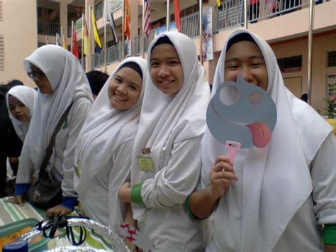 Smk tunku abdul aziz, alor setar, kedah, malaysia. Homecoming Queen: STAR (SMK TUNKU ABDUL RAHMAN )