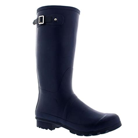 The recent update reflects the best of 2019's gardening shoes of all types, shapes, sizes, colors, with new information as to how to choose the best gardening shoes and our criteria for evaluation. 10 Best Gardening Shoes For Men