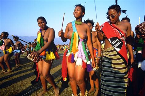 Afroromance allows you to discover sexy. Zulu girls attend Umhlanga, the annual Reed Dance festival ...
