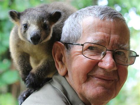 Irwin goes on to claim that bob has even gone so far to return gifts she's sent him over the years — after opening them. Steve Irwin's niece posts another sexy bum picture to ...