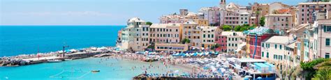 In 2015, 594,733 people lived within the city's a. Genua, Italien: Tourismus in Genua - Tripadvisor