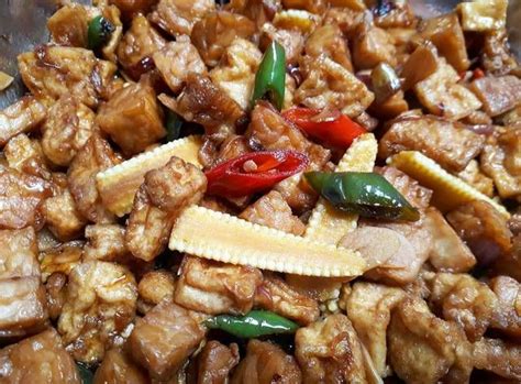 Sambal ayam goreng adalah sambal yang sudah terkenal dan sudah terbukti rasanya karins recipe sambal goreng kentang hati spicy fried. Sambal Goreng Kecap Tempe Tahu by Nissa Erlina Trie Fani ...