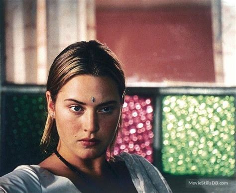 La vastità di emozioni che trasmette in questo. Holy Smoke (1999) Kate Winslet | Kate winslet, Kate, Actors