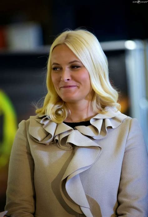 Being alone isn't that bad. Crown Princess Mette Marit visits Too Young to Wed exhibition | Newmyroyals & Hollywood Fashion