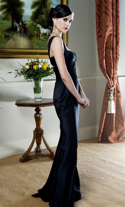 Try this, there are many pictures of her in that dress. Eva Green | Casino Royal | VERSACE dress | Eva green ...