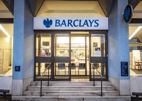 Before the announcement, both banks said the majority of branches are open between 10am and 3pm, but check before you travel for the latest opening hours for natwest and rbs. COVID-19: bank opening times at Barclays, Lloyds ...