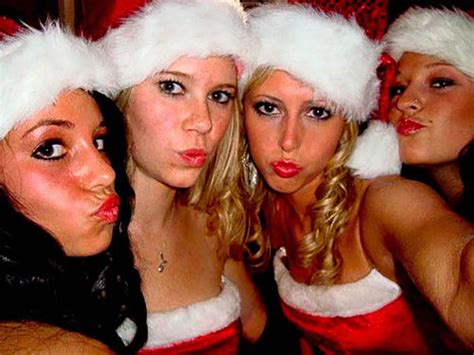 Just a few crazy party girls direct download. Drunk Girls Get Crazy At Christmas Parties (60 pics)