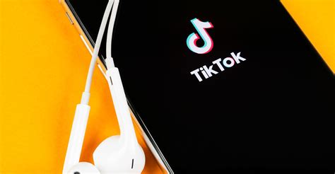 It is an alternative to tiktok which got the popularity when indian government planning to ban chinese apps. Most Downloaded Chinese Social Media Apps in India During ...