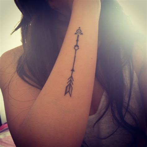 Large designs are perfect to. Tattoos for Grils | Arrow forearm tattoo, Tattoos for ...