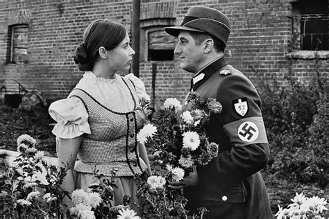 Jaanuaril 1947 saksamaal baierimaal augsburgis. - Ursula Karusseit ist verstorben - El Cantor