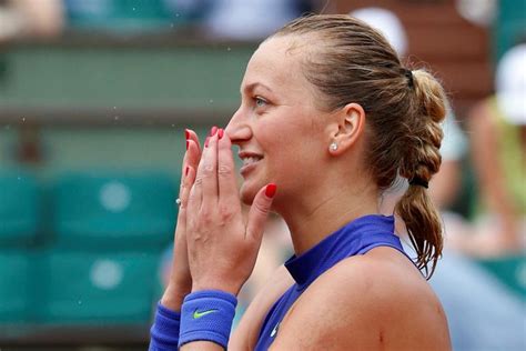 You can check here kvitova's tennis career, husband, net worth, family, age and height. Domnevni napadalec Kvitove za zapahi - siol.net