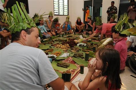 The orang asli museum (malay: LAWATAN PELANCONG KE MUZIUM ORANG ASLI GOMBAK & PERKAMPUNG ...