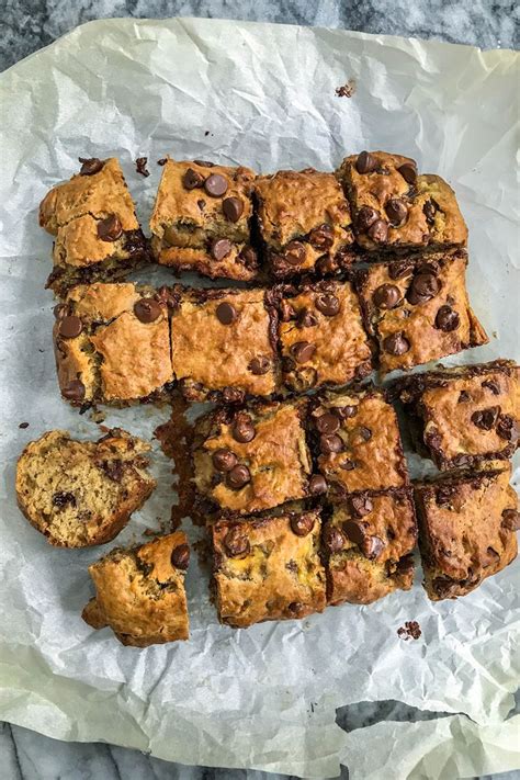 It should come as no surprise that i am addicted to coffee cake. Easy Banana Chocolate Chip Coffee Cake | Recipe | Coffee ...