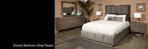 Spediamo giornalmente in tutta italia ed. Home - Idea Italia USA