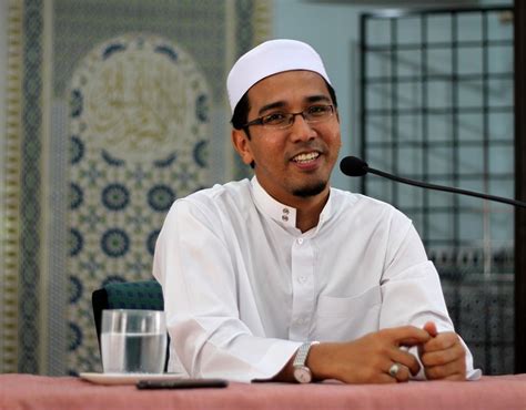 Maklumat berguna buat rujukan para pembaca muslim, terutamanya peminat ceramah dan soal jawab agama ustaz azhar idrus. KoLeksi Ceramah AgaMa: Ceramah Ustaz Syed Norhisham