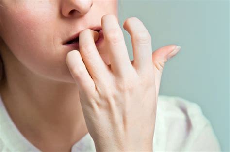 The nail doesn't look strange or anything. What you need to stop biting your nails | Good Zing