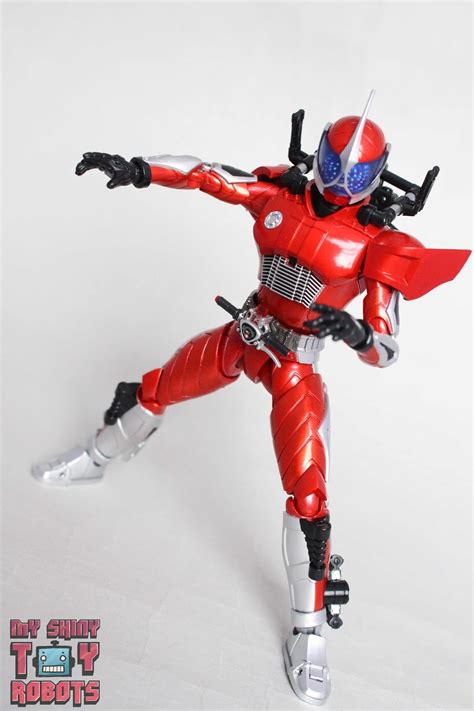 There's a crooked cop who desires to wipe out the scum of the earth. My Shiny Toy Robots: Toybox REVIEW S.H. Figuarts ...