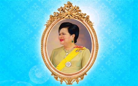 รักเอยรักลูก แม่จึงปลูกคุณธรรมให้รักษา รดความรักพรวนความดีมีเมตตา ลูกเติบใหญ่แทนคุณค่าของแผ่ นดิน. คำขวัญวันแม่ 2561 สมเด็จพระราชินี พระราชทานคำขวัญวันแม่ ...