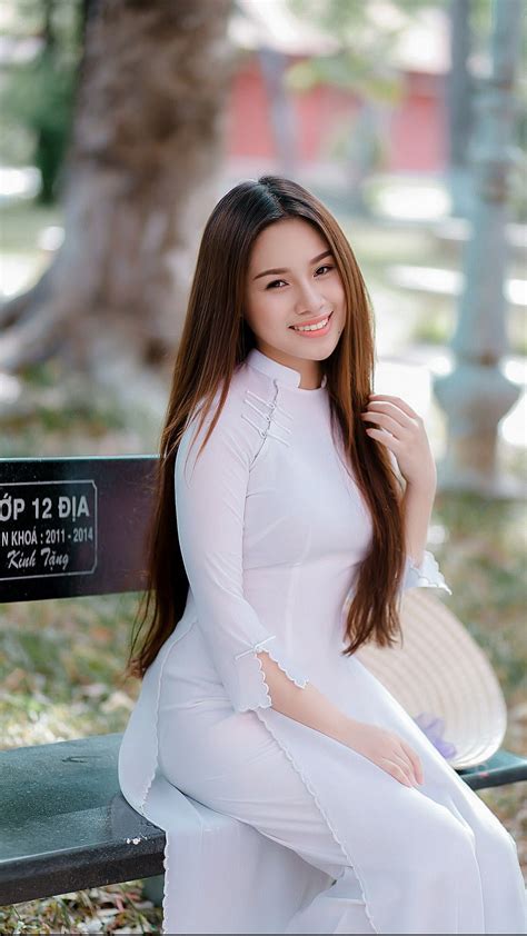 While beauty is subjective, and there are beautiful and ugly girls in every country, i agree with you with your first premise, that vietnamese girls are indeed very cute and petite compared to other. Free photo: Beautiful Vietnamese - Activity, Fashion, Girl ...