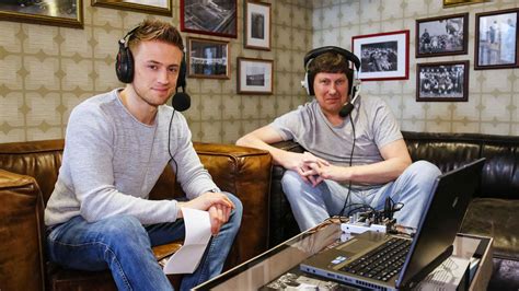 Radio leverkusen ist das meistgehörte radio in leverkusen. Bayer 04 Leverkusen präsentiert ein Werkself Podcast und ...