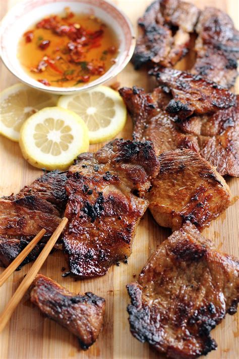 This is typically served with salad and chips, although there's a split between those who think the chips should be under the parmy and those who think they should be on the side. Vietnamese Style Grilled Lemongrass Pork | Recipe ...