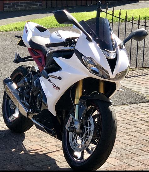 Never ride the motorcycle when fatigued or under the influence of alcohol or other always turn off the. Triumph Daytona 675R - Mint Condition | 675.cc • Triumph ...