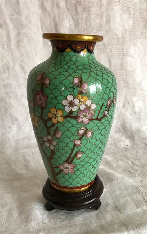 Instantly know chinese vase shapes and what they are called. 6" Vintage Chinese Cloisonne Vase Green Enamel Peach ...