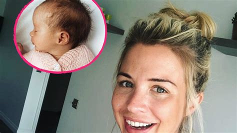 The radio star is a doting mum of one child. Gemma Atkinson zeigt erstmals ihr Baby und verrät den ...