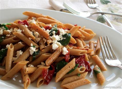 Serve with a green salad and a glass of chianti for an easy, healthy dinner. 5 Quick and Easy, Low-Cal Lunches | Recipes, Pasta dishes ...