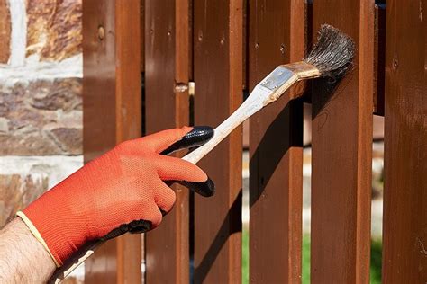 Don't leave your hands too greasy or oily before you apply polish. How Long Does Oil Paint Take To Dry? | Man Of Family