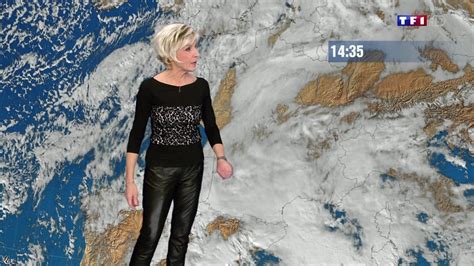 Évelyne dhéliat was born in cologne. Evelyne Dhéliat à la Météo de de 20h - 18/11/13 - 02