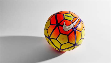 All the information of laliga santander, laliga smartbank, and primera división femenina: Nike Ordem 3 2015/2016 Official Match Ball - KFZoom
