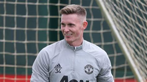 View the player profile of dean henderson (manchester utd) on flashscore.com. Dean Henderson: Manchester United keeper signs new deal ...