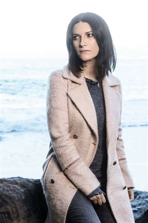Grammy, latin grammy, golden globe winner and oscars nominee from italy www.laurapausini.com. Sanremo 2018: Pippo Baudo tra gli ospiti, Laura Pausini ...