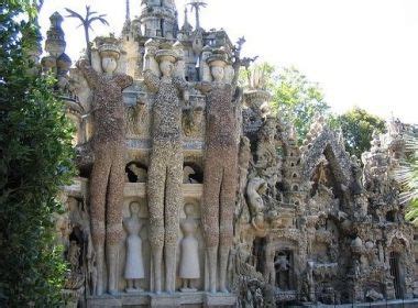 Le monument historique tombe du facteur cheval situé au cimetière communal, référence pa00116967, est situé 57 l'ancienne église 26390 hauterives. FACTEUR CHEVAL, Ferdinand Cheval, dit le - Tombes ...