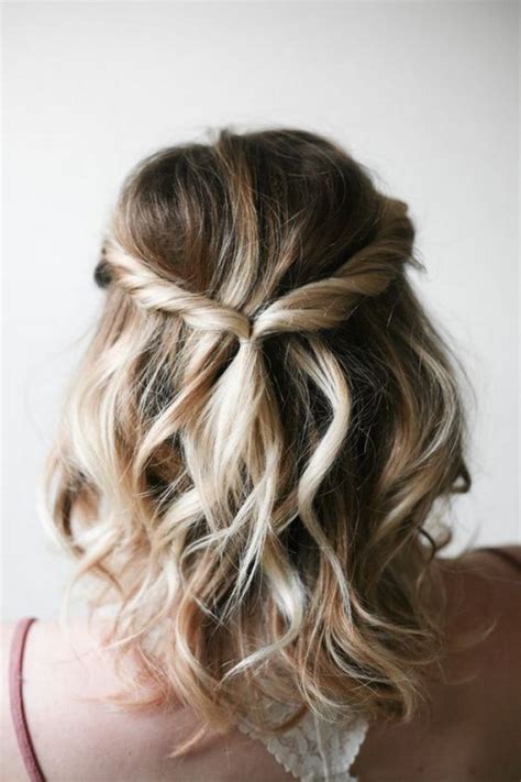 The topknot is the most widely used among all the half up and half down hairstyle, especially among teens. Top 20 Half Up Half Down Wedding Hairstyles for 2018/2019 ...