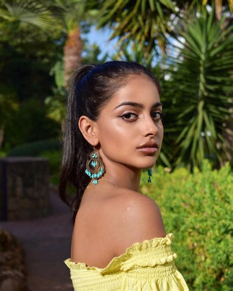 While actresses like anya singh and nidhhi agerwal have already placed their bets, star kids like jhanvi kapoor and sara ali khan are also waiting for their big launches. Banita Sandu stunning hot pose #Actresslife #Poser # ...
