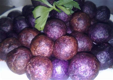 Lihat juga resep cekeremes (ubi goreng tepung) enak. Resep Bola-Bola ubi ungu goreng oleh Nadea Intannia - Cookpad