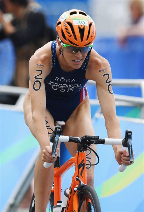 The tandem event had two athletes representing each team, on a bicycle designed for two riders simultaneously. Pin on Deportivos