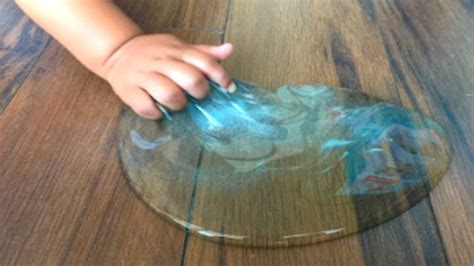Explain to your kids that the soap reduces surface tension and makes the fat molecules in the milk move. WATER SLIME DIY 💦 HOW TO MAKE CRYSTAL CLEAR SLIME WITHOUT GLUE, WITHOUT ... | Water slime ...
