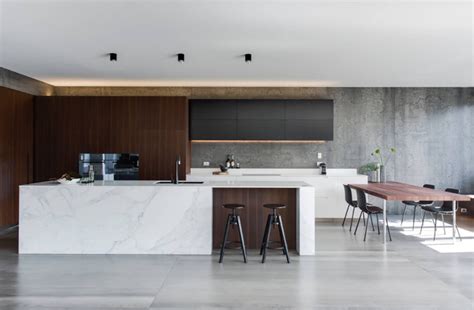 White glass kitchen sinks uke strings. 20 Modern Black and White Kitchens That Used Wood | Home ...
