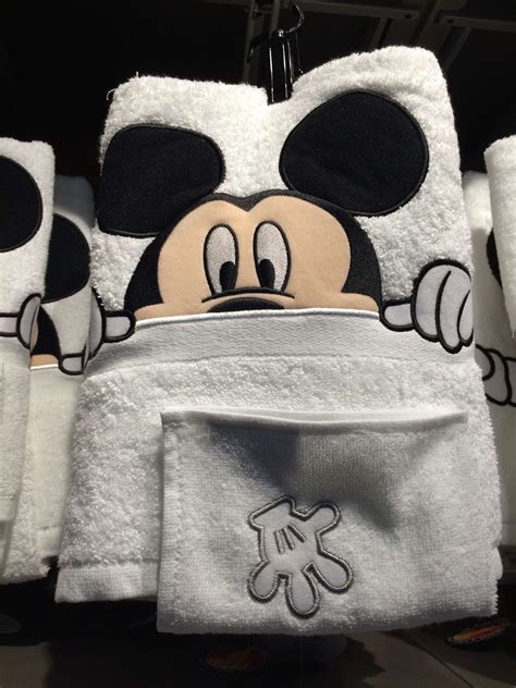 Add some disney magic to every day with our adorable, soft mickey mouse bath sets. Disney Bathroom Accessories Found at Walt Disney World ...