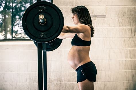 The reality star showed off her bump as she worked up a we've got three more weeks and she's in the gym still getting after it. to which scheana replied enthusiastically: Women, Pregnancy, and Weight Training