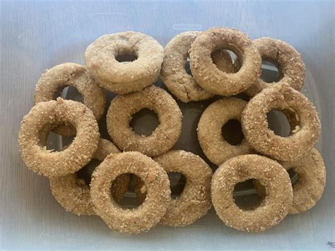 The zeus on the mountaintop of donuts, dunkin's version of glazed is pretty great. Apple Cider Donuts - Southeast Polk Publications