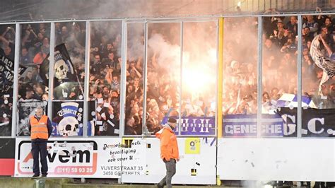 Luminus arena , genk , бельгия. Les supporters de Genk se déplaceront au Standard sans engins pyrotechniques - Le Soir Plus