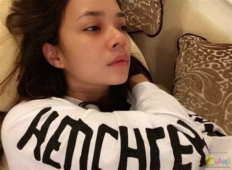 Nora alexandra tampaknya memberi kode dirinya siap memiliki momongan setelah suaminya, jerinx sid bebas. Pin by Abas Airbus on artis malaysia | Nora danish ...